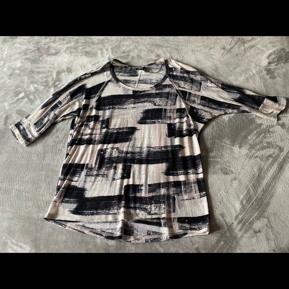 Bobeau Batwing 3/4 Sleeve Knit